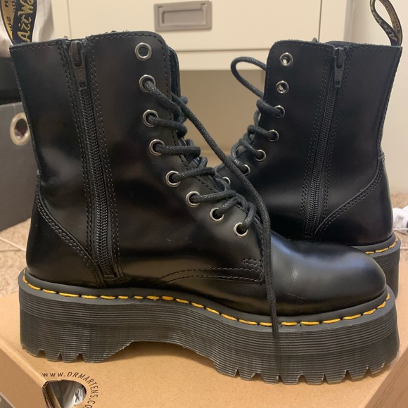 *SOLD* NEW Jadon Dr Martens - Picture 7 of 8
